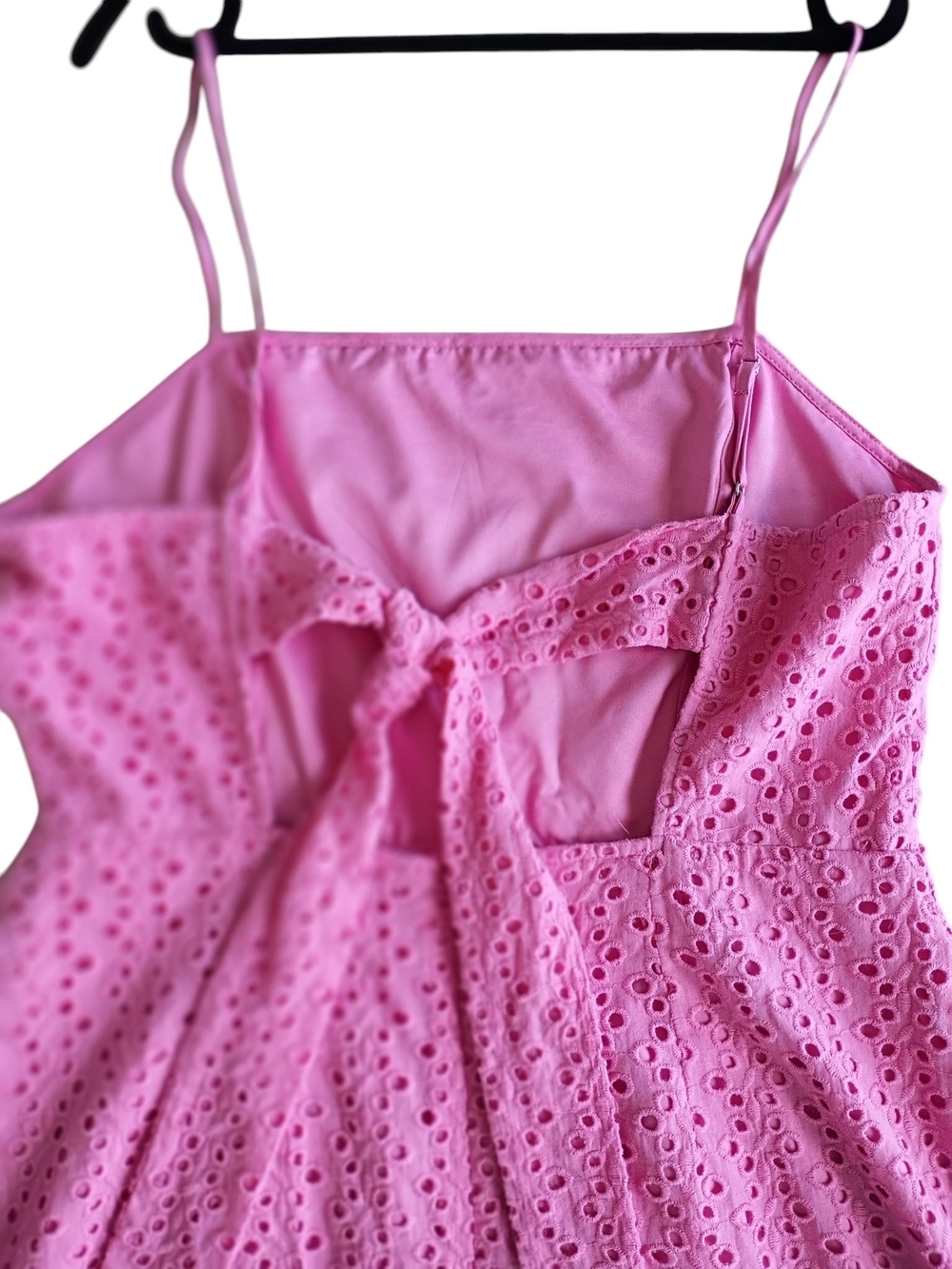 RSQ Pink Eyelet Spaghetti Strap Mini Dress SZ L NWT - Picture 2 of 5